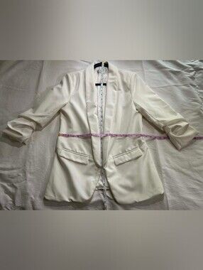 Ovi Cream Open-Front Trench Blazer